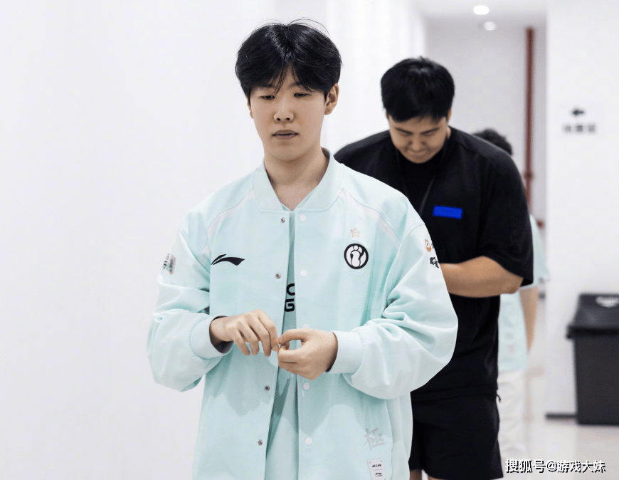 为高票价买, 更带有话题, 正式公布 为高票价买, 更带有话题, 正式公布